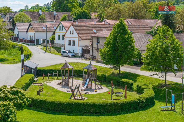 Pronájem pozemku pro bydlení, Milešov, 770 m2