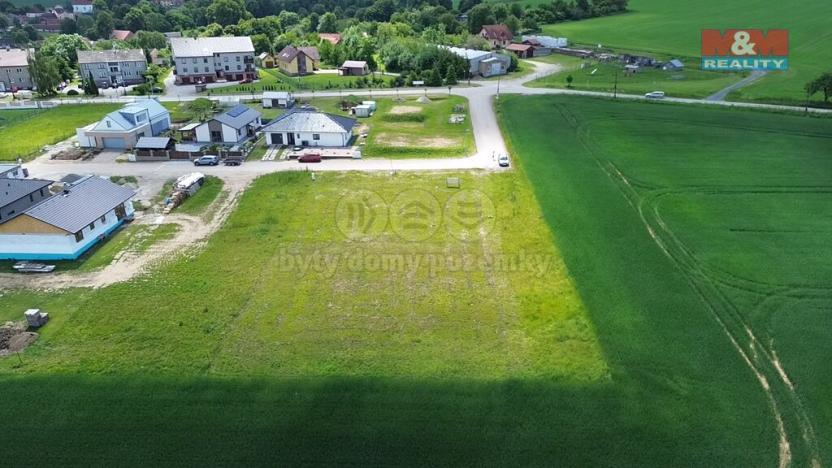 Prodej pozemku pro bydlení, Veliš, 1400 m2