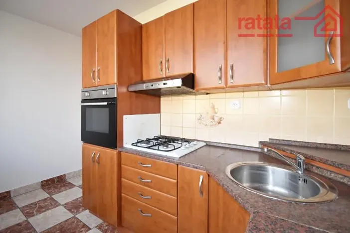 Pronájem bytu 2+1, Chomutov, Jirkovská, 63 m2