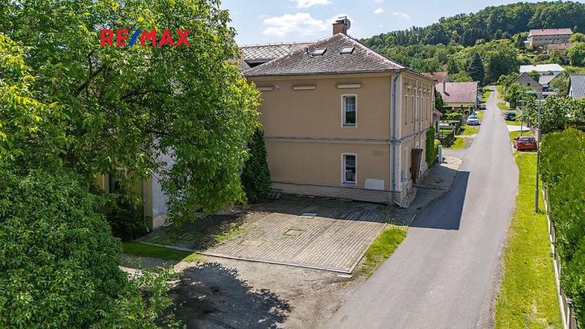 Prodej vícegeneračního domu, Doksy, 611 m2