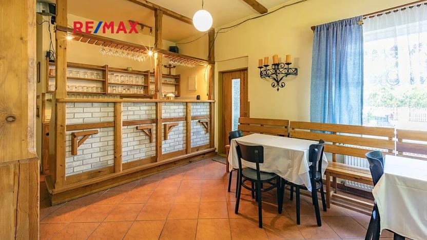 Prodej vícegeneračního domu, Doksy, 611 m2