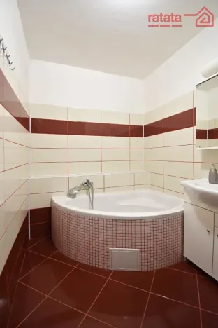 Pronájem bytu 2+1, Chomutov, 17. listopadu, 56 m2