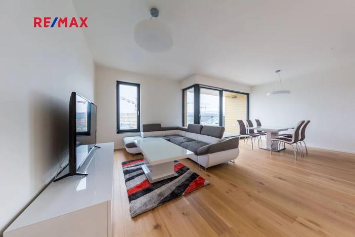 Prodej bytu 3+kk, Praha - Libeň, Menclova, 101 m2
