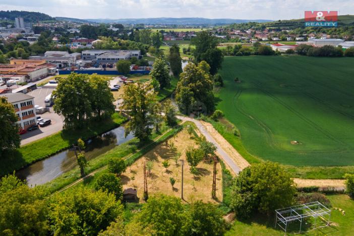Pronájem zahrady, Zlín - Prštné, 1799 m2