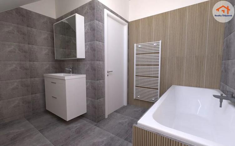 Prodej bytu 3+kk, Jílovice, 81 m2