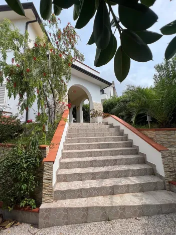 Prodej vily, Scalea, Itálie, 133 m2
