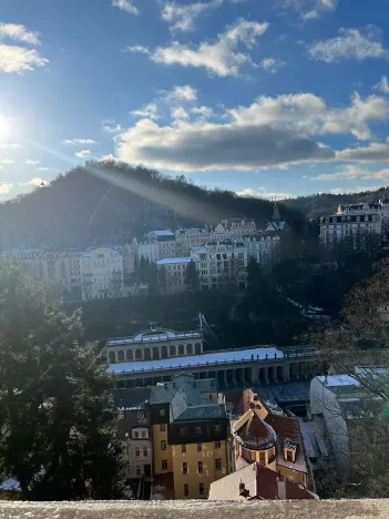 Prodej apartmánu, Karlovy Vary, Na Vyhlídce, 2700 m2