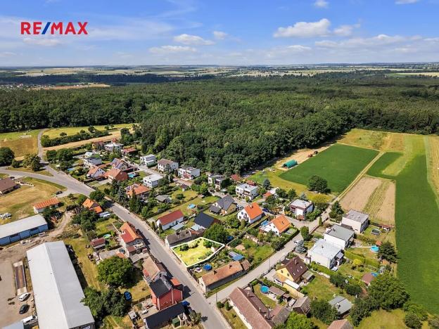 Prodej pozemku pro bydlení, Strašnov, 400 m2