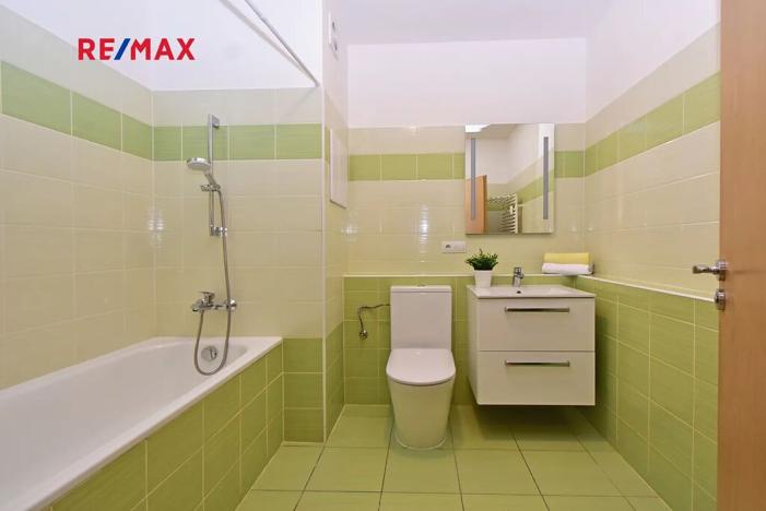 Prodej bytu 2+kk, Praha - Libeň, V zahradách, 60 m2