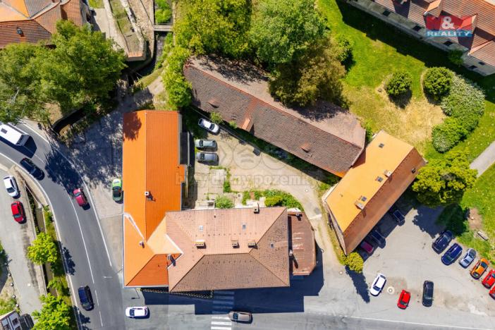 Prodej činžovního domu, Liběchov, nám. V. Levého, 1120 m2