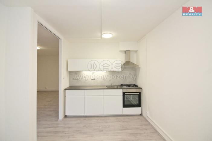 Pronájem bytu 3+1, Praha - Kobylisy, Slancova, 72 m2