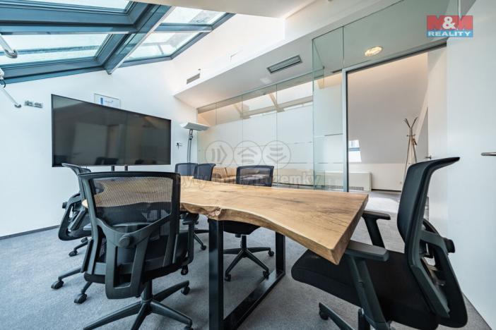 Pronájem kanceláře, Praha - Nové Město, náměstí Republiky, 194 m2