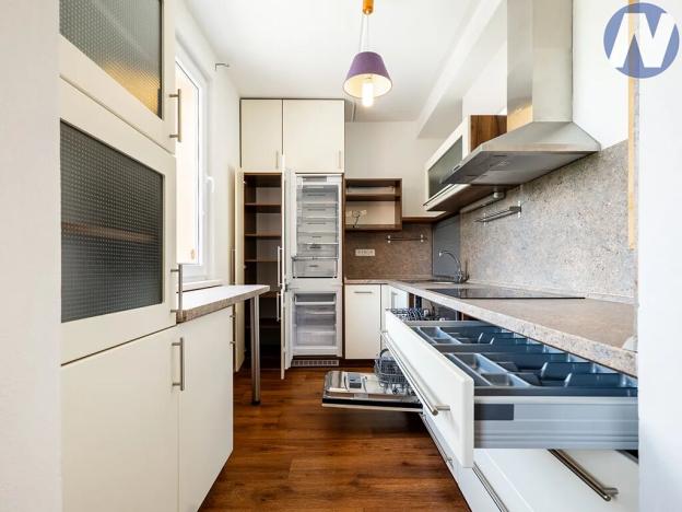 Prodej bytu 3+1, Lhenice, Sídliště SNP, 74 m2