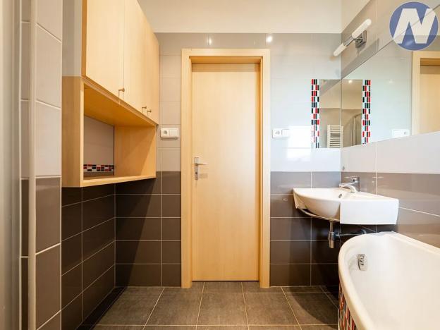 Prodej bytu 3+1, Lhenice, Sídliště SNP, 74 m2