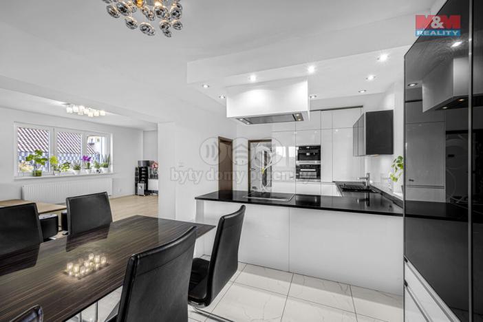 Prodej rodinného domu, Vestec, K Remízku, 206 m2