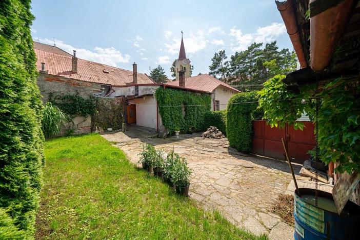 Prodej obchodního prostoru, Kroměříž, 366 m2