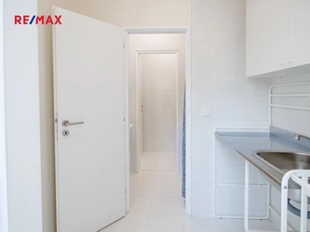 Prodej obchodního prostoru, Kladno, U tržnice, 460 m2