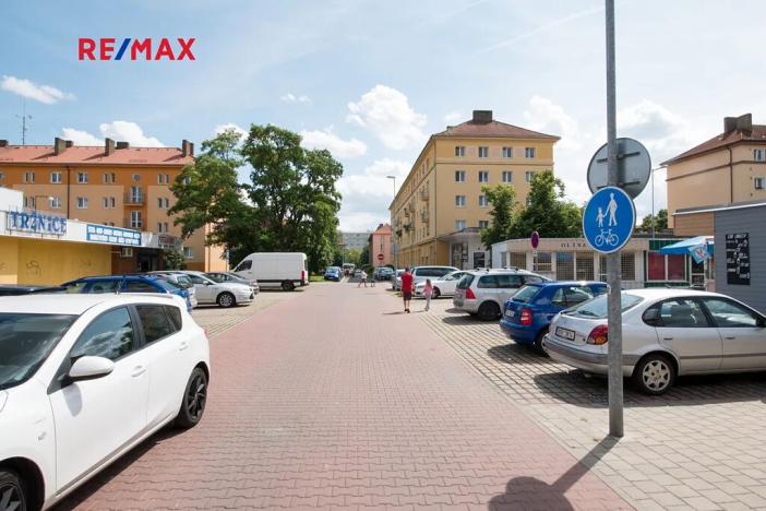 Prodej obchodního prostoru, Kladno, U tržnice, 460 m2