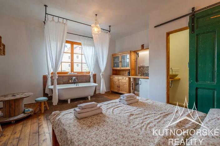 Prodej ubytování, Malešov, 461 m2