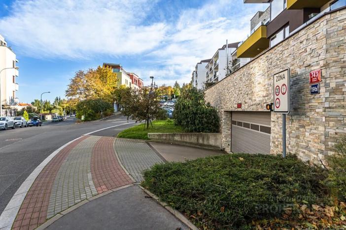 Prodej bytu 3+kk, Praha - Radlice, U Dívčích hradů, 89 m2