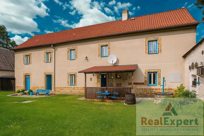 Prodej zemědělské usedlosti, Vraný, 250 m2