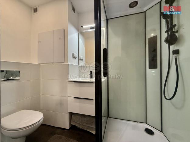 Prodej bytu 3+1, Karviná - Mizerov, tř. Těreškovové, 57 m2