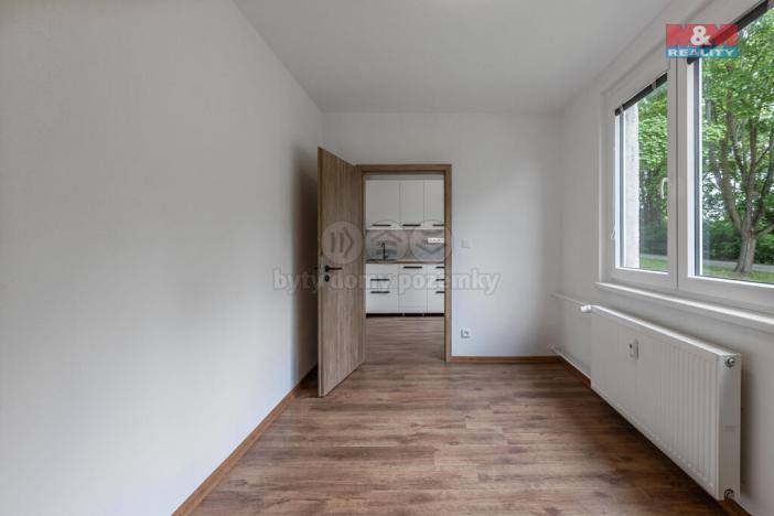 Prodej bytu 2+1, Strakonice - Strakonice I, Sídliště 1. máje, 43 m2