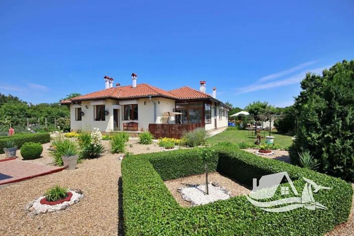 Prodej rodinného domu, Bezvoditsa, Bulharsko, 160 m2