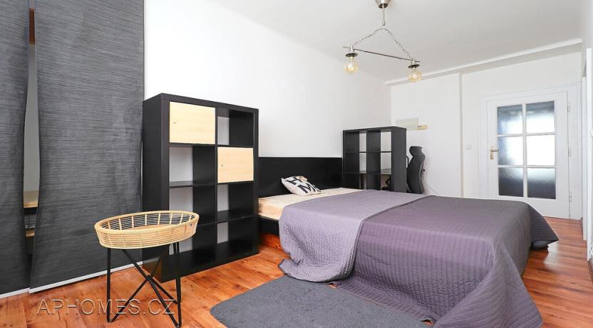 Pronájem bytu 1+1, Praha - Bubeneč, Terronská, 42 m2