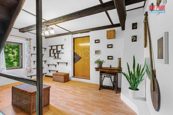 Prodej rodinného domu, Bulovka, 350 m2