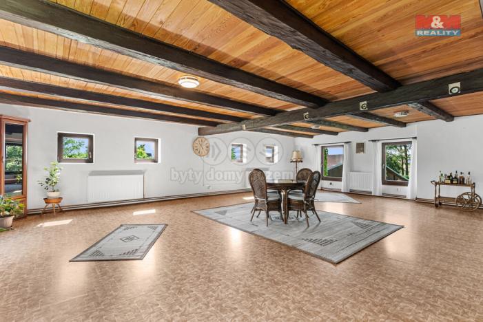 Prodej rodinného domu, Bulovka, 350 m2