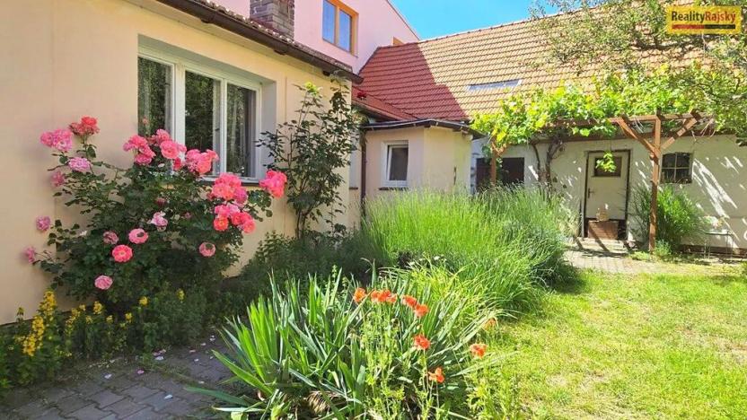 Prodej bytu 3+1, Dobříš, Mírové náměstí, 59 m2