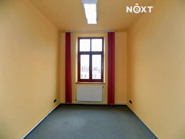 Pronájem kanceláře, Česká Lípa, náměstí T. G. Masaryka, 87 m2