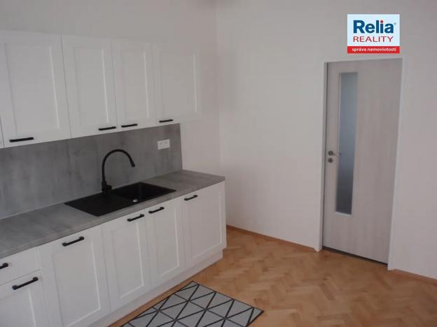 Pronájem bytu 2+1, Liberec, Valdštejnská, 60 m2