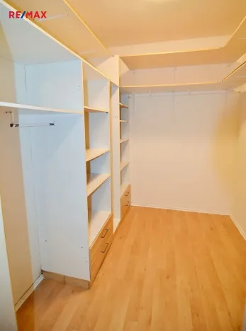 Prodej bytu 3+kk, Praha - Zbraslav, Elišky Přemyslovny, 101 m2