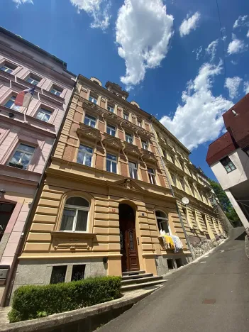 Prodej bytu 2+1, Karlovy Vary, Luční vrch, 51 m2