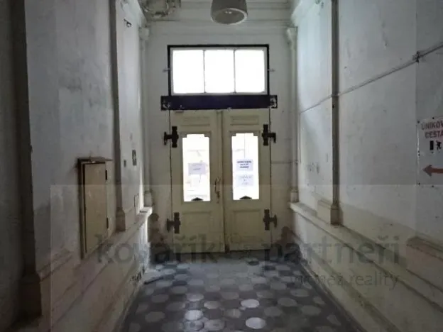 Prodej komerční nemovitosti, Rumburk, Náměstí Lužické, 568 m2