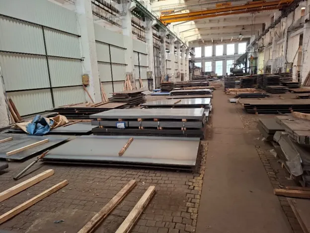 Pronájem skladu, Praha - Vysočany, Kolbenova, 1079 m2