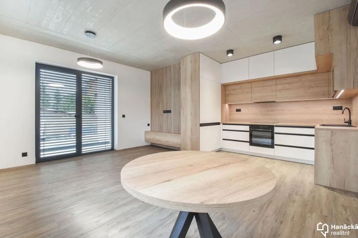 Pronájem bytu 3+kk, Olomouc, Rejskova, 65 m2
