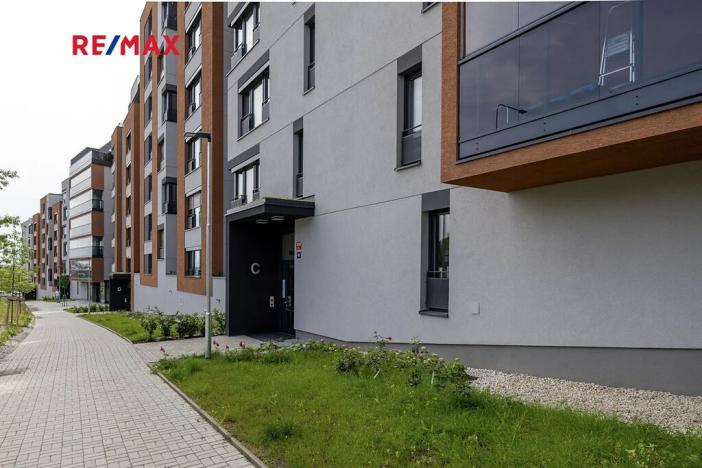 Prodej bytu 1+kk, Praha - Háje, Sochorcova, 33 m2