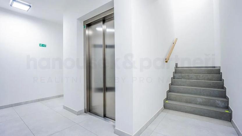 Prodej bytu 2+kk, Vrchlabí, Horská, 56 m2