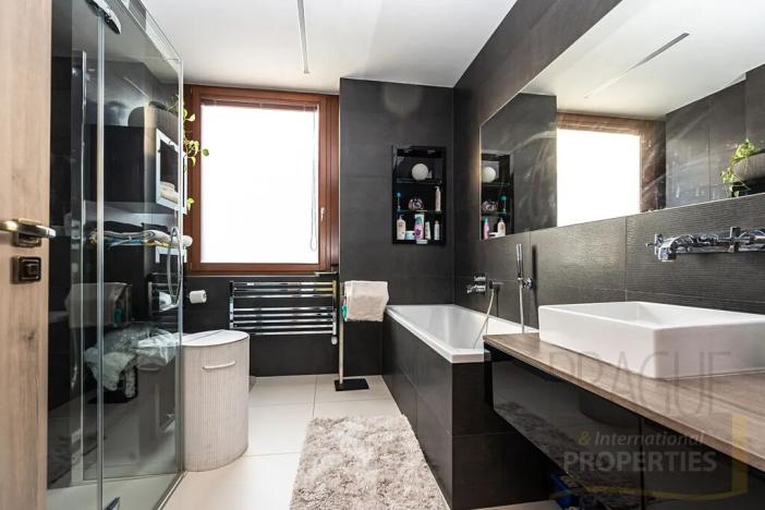 Prodej bytu 5+1, Praha - Vršovice, 266 m2