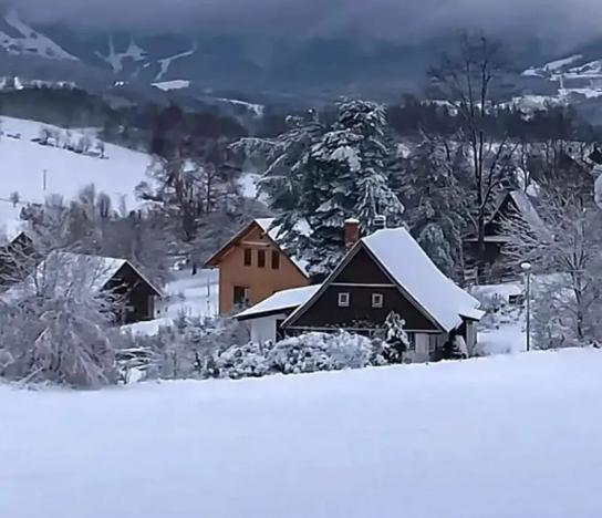 Prodej rodinného domu, Vysoké nad Jizerou, 165 m2