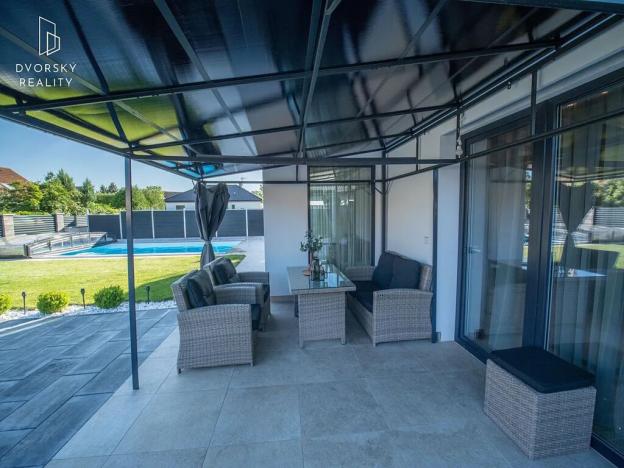 Prodej rodinného domu, Květnice, Krokusová, 243 m2