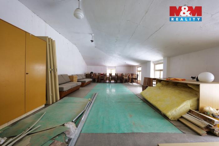 Prodej obchodního prostoru, Šternberk - Dalov, 798 m2