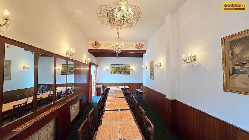 Prodej restaurace, Příbram, Jiráskovy sady, 762 m2