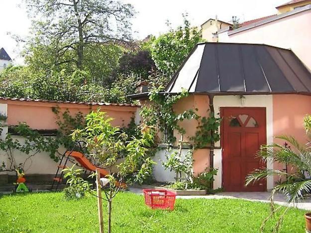 Pronájem rodinného domu, Praha - Břevnov, Na zástřelu, 297 m2