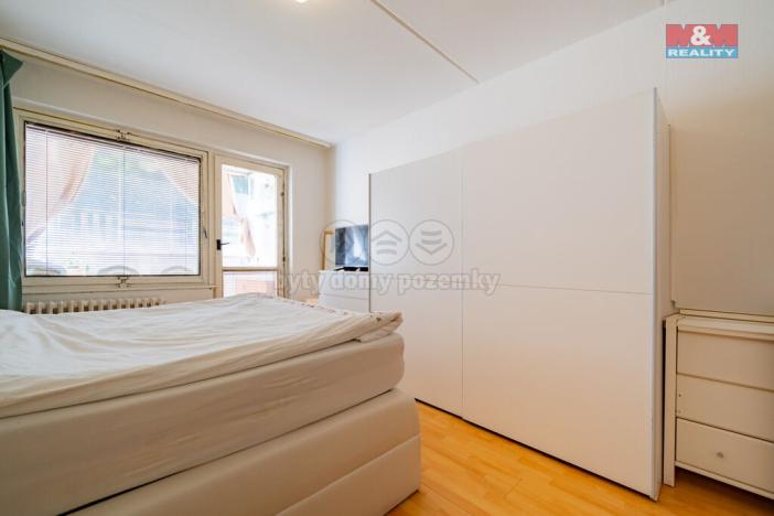 Prodej bytu 3+1, Loket, Sportovní, 76 m2