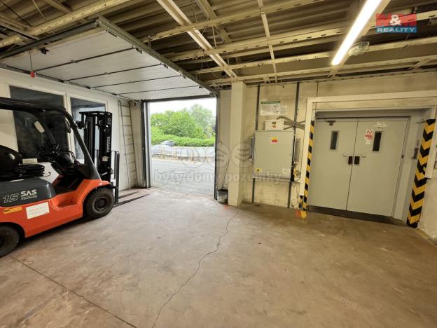 Pronájem skladu, Ostrava - Slezská Ostrava, Uhlířská, 1095 m2