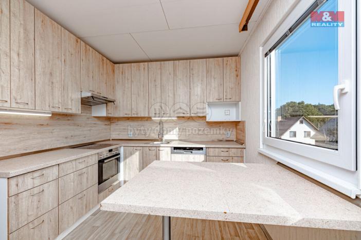 Prodej bytu 3+1, Líšnice, 78 m2
